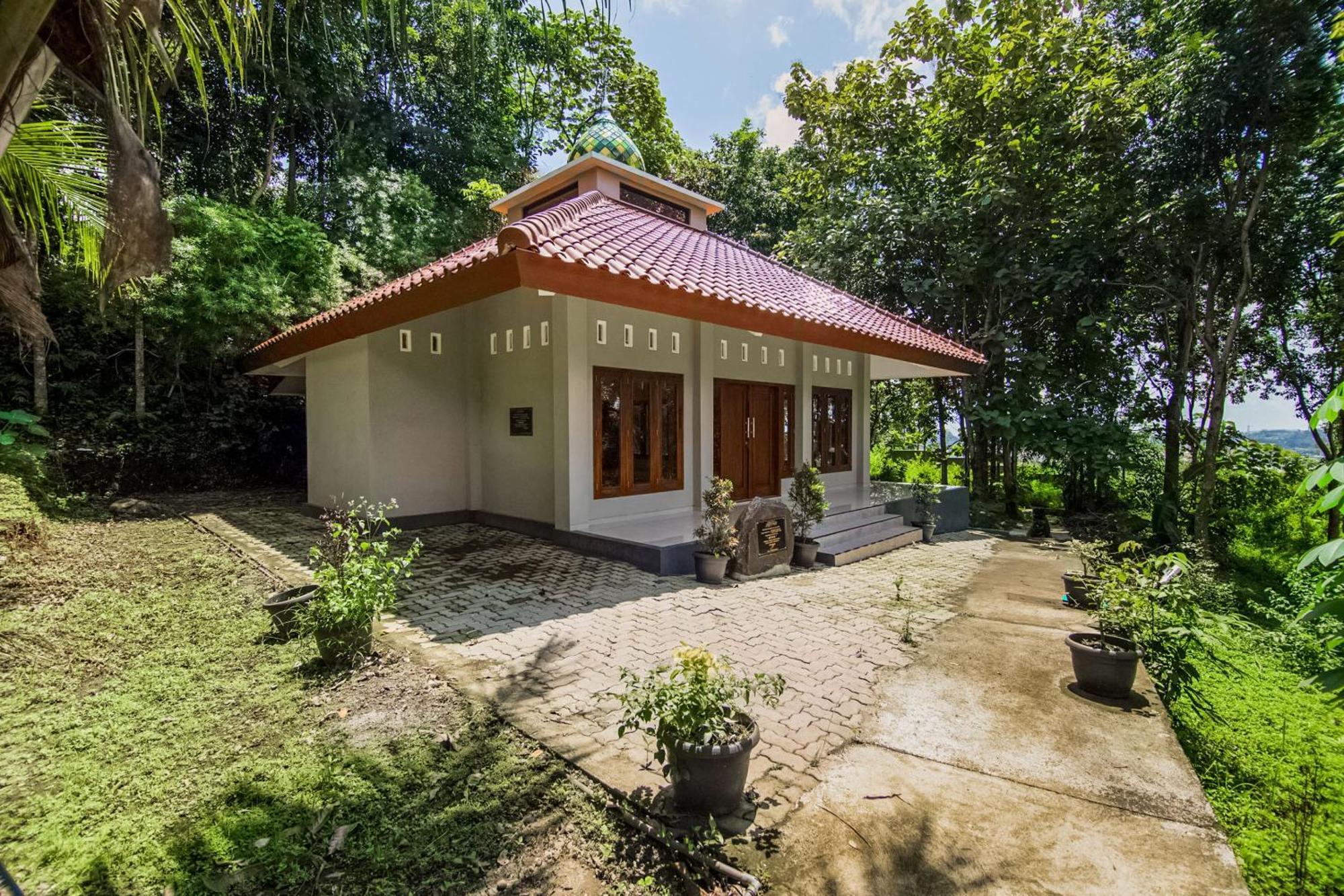 Wisma Langen Werdhasih Semarang Luaran gambar